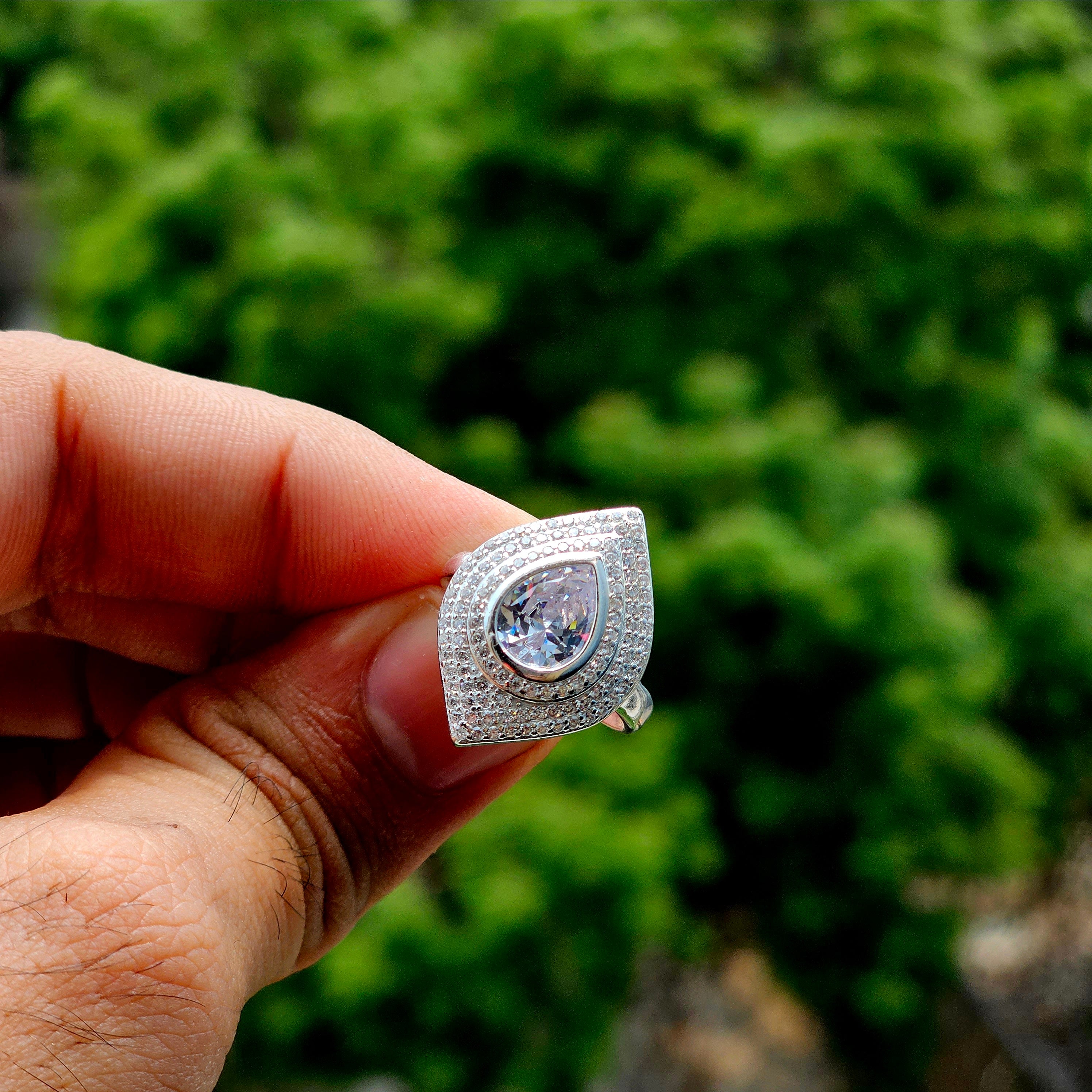 Elegant Zircon Adorned Ring - SilverStones.Pk
