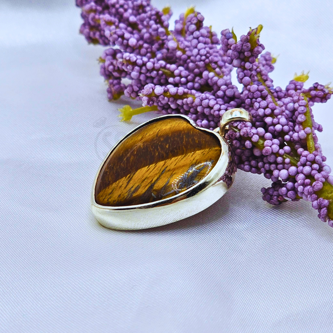 Real Tiger stone Silver (Chandi) Pendant - SilverStones.Pk