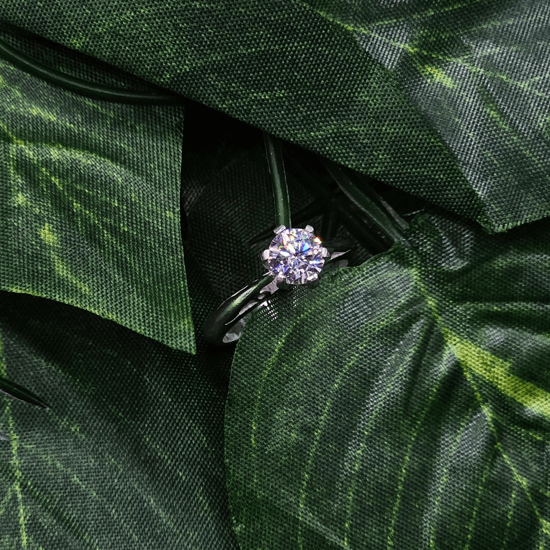Ladies 1 Carat Moissanite Diamond Ring in Silver