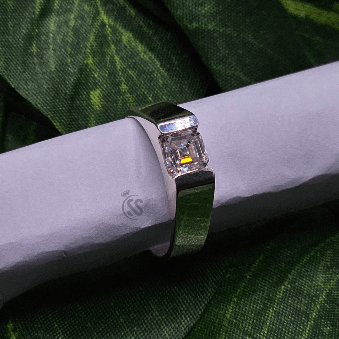 Moissanite Gents Silver Ring