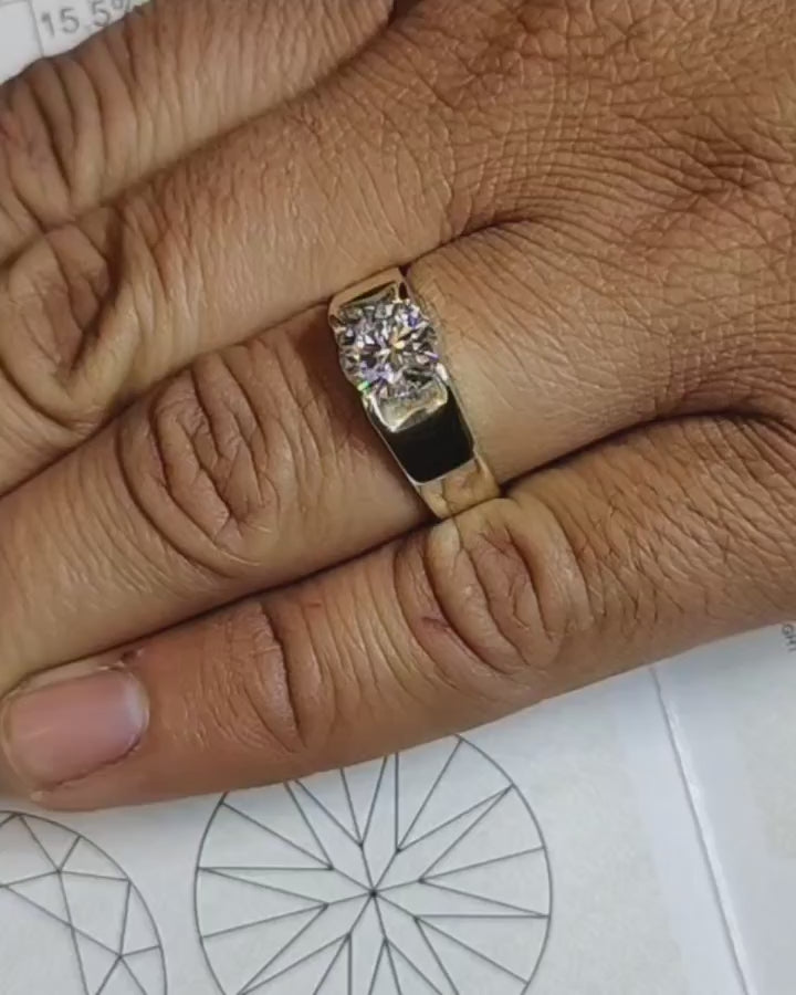 Moissanite Gents Silver Ring