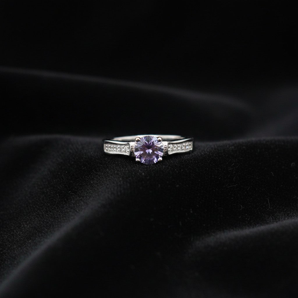 SilverStones.Pk 0.8 carat moissanite diamond ring in rhodium-plated Italian 925 sterling silver with pavé band.