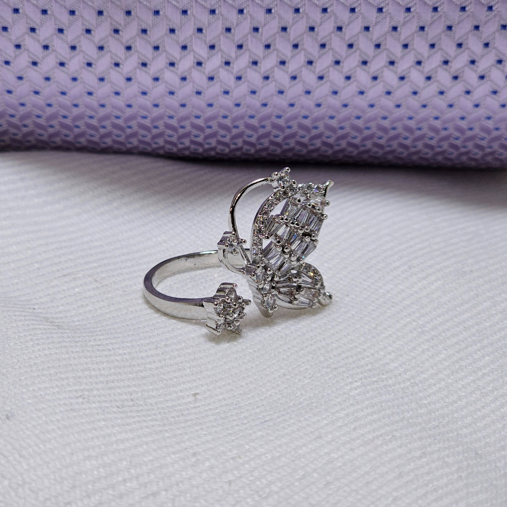 Imitation Ladies Rings – A+ High Quality