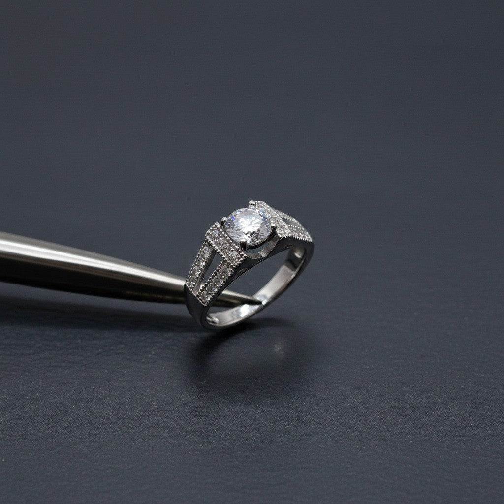 1 carat GRA certified moissanite ring rhodium plated 925 Italian silver side zircons ladies gents Silverstones.pk Pakistan