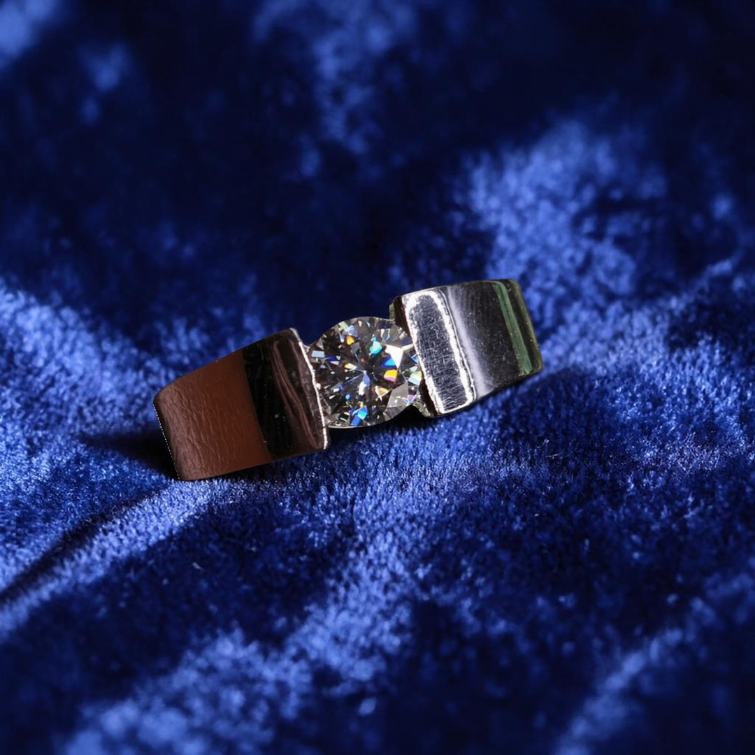 Moissanite Gents Silver Ring