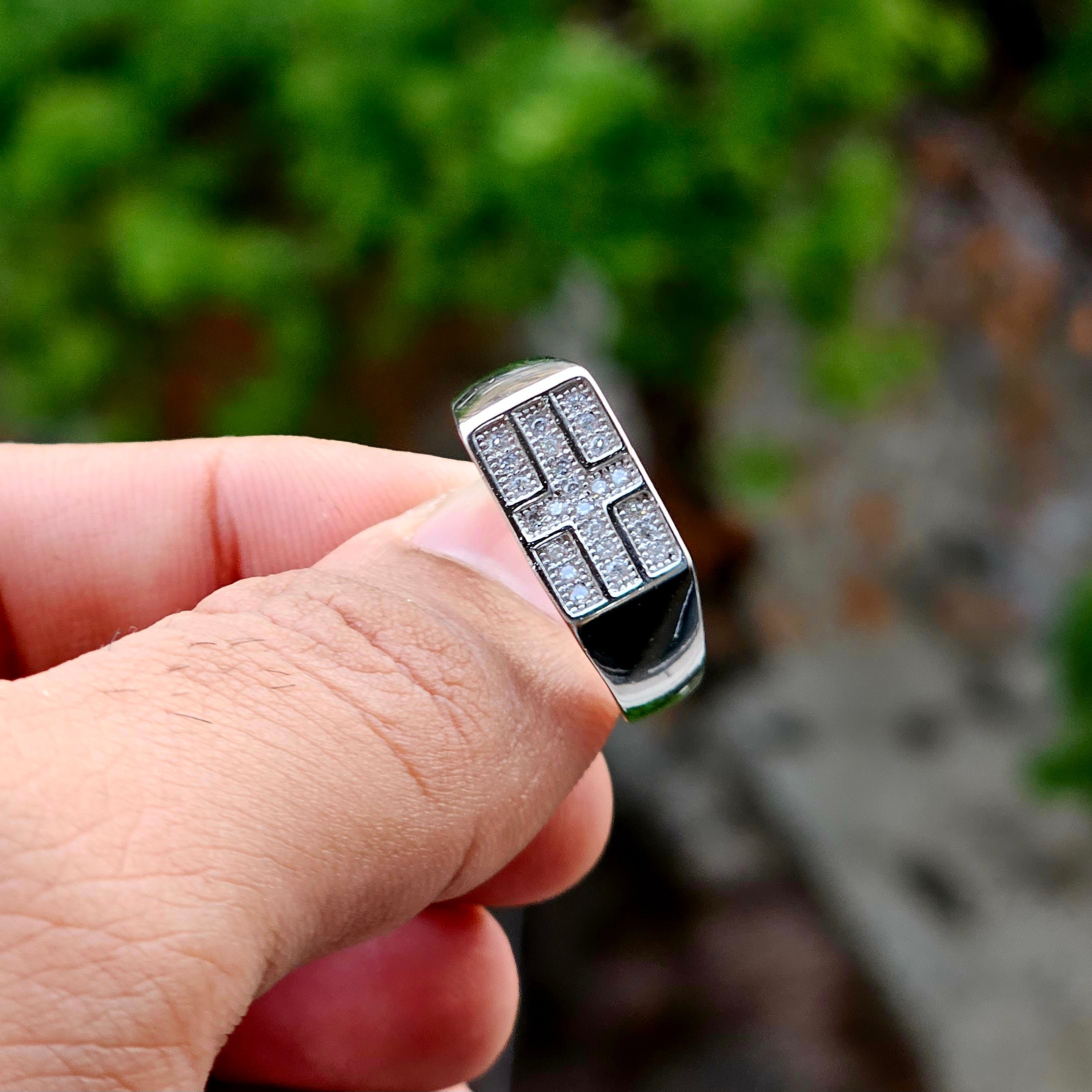 925 Sterling Silver Italian Gent’s Ring - SilverStones.Pk