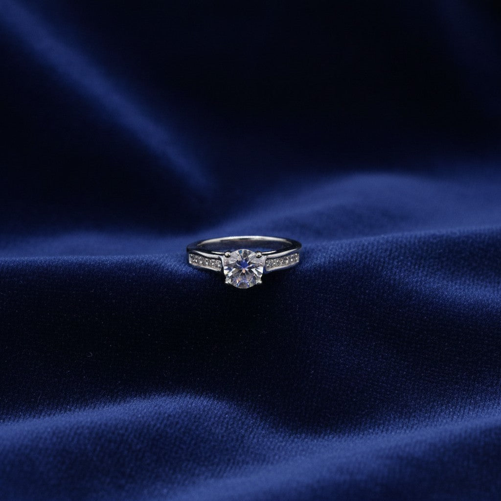 925 Italy hallmark stamp 0.8 carat moissanite halo ring authentic Italian silver Silverstones