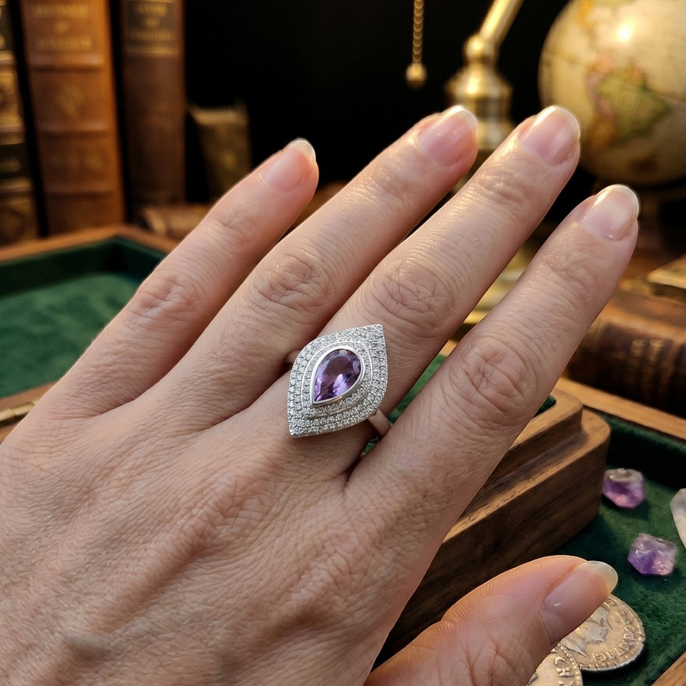 Elegant Zircon Adorned italian silver Ring