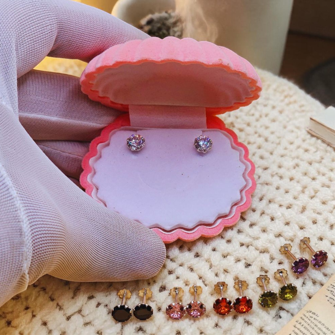 Pack of 6 Pairs 6mm Silver Tops