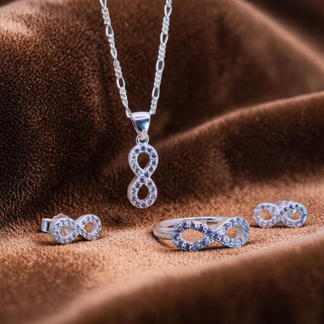 Italian Sophistication: 925 Silver Pendant Sets