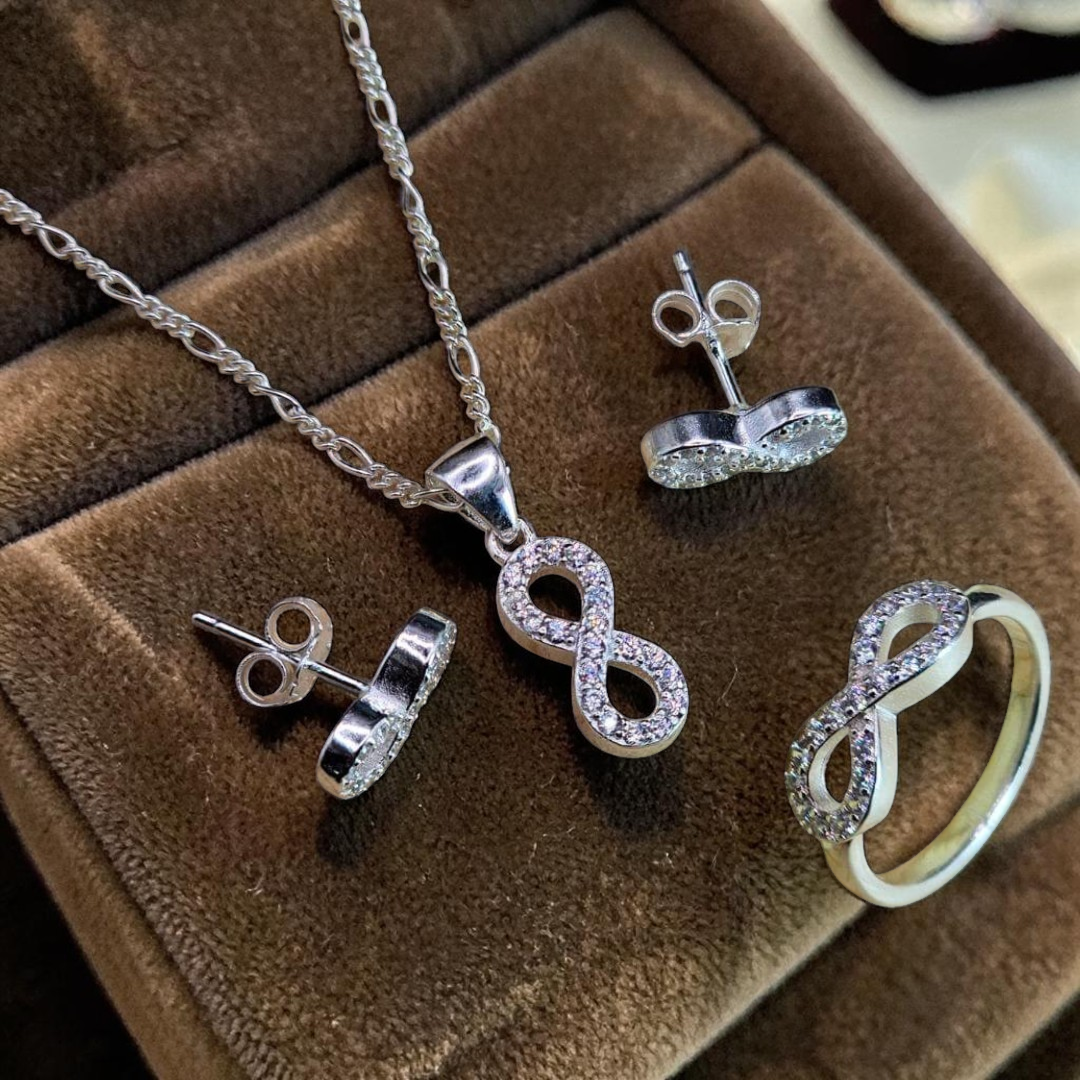 Italian Sophistication: 925 Silver Pendant Sets