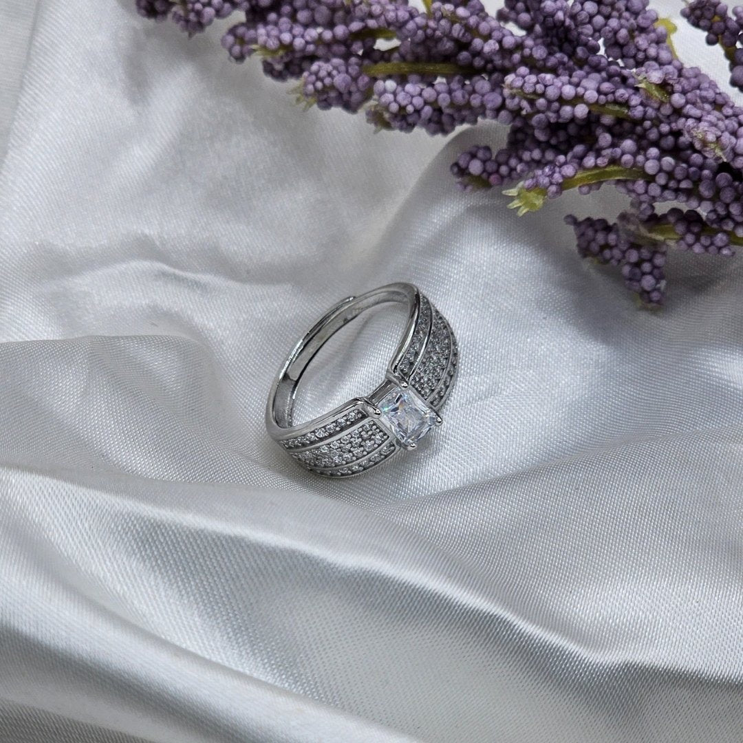 Elegant Women’s Adjustable Ring – 925 Sterling Silver Rhodium Plated
