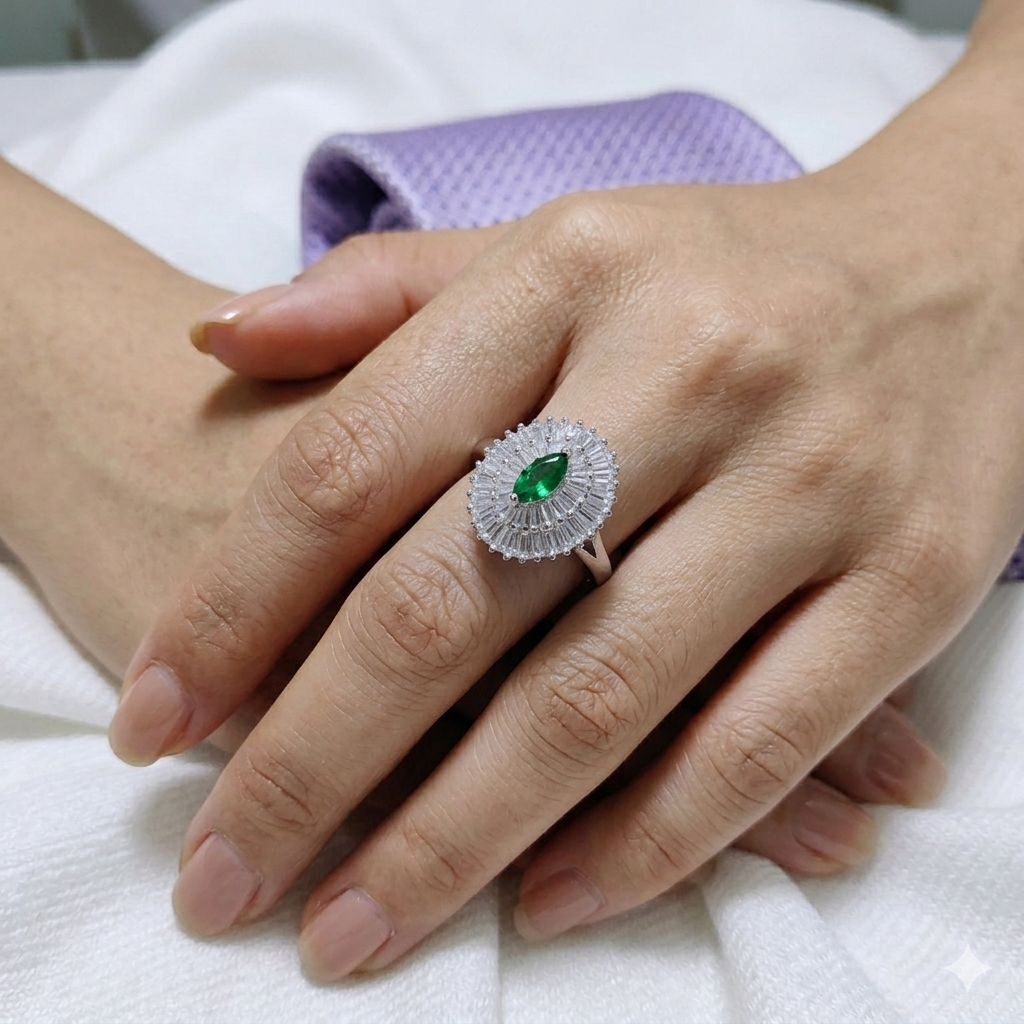 Designer Ladies Rings with Long-Lasting Shine
