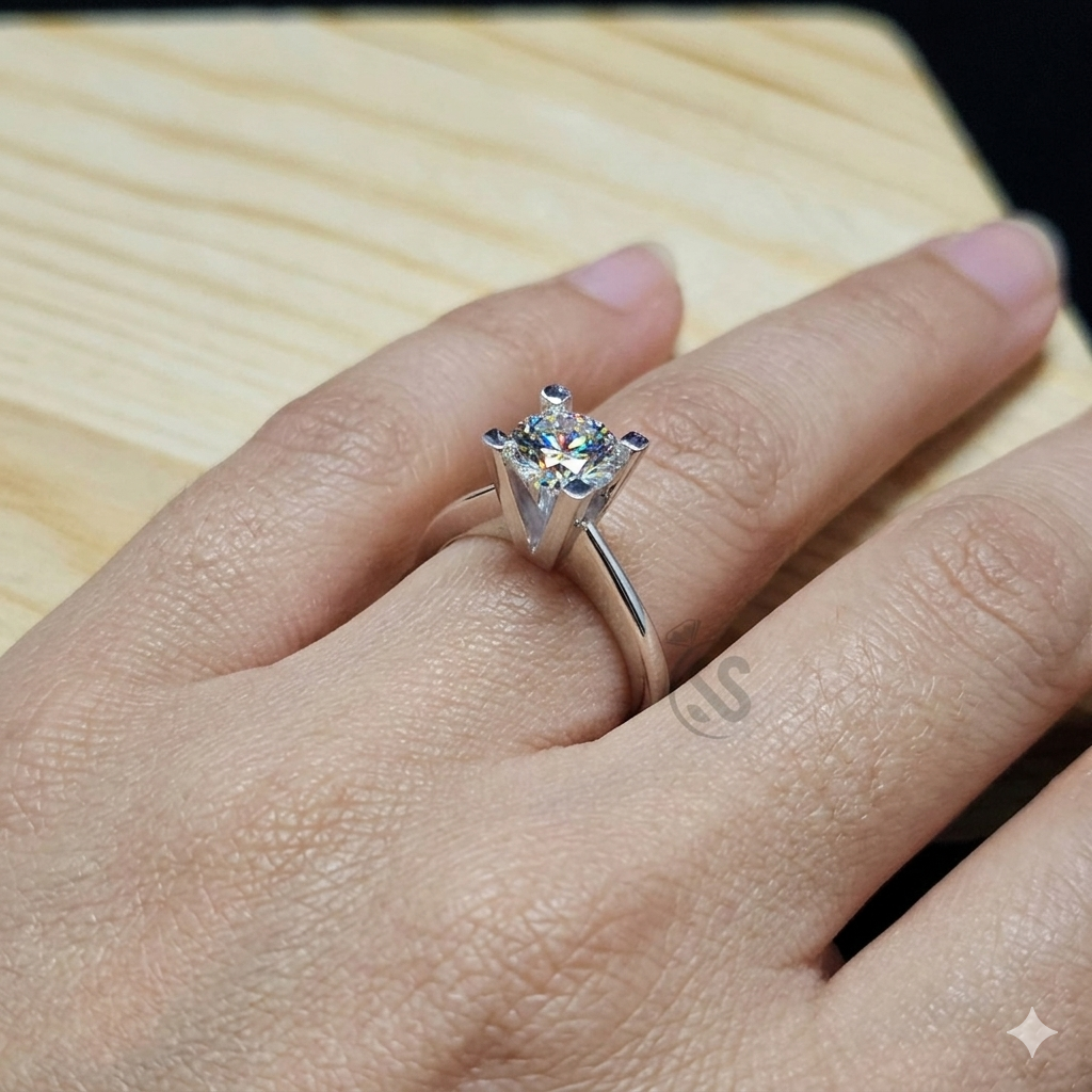 Ladies Moissanite Diamond Ring in Silver