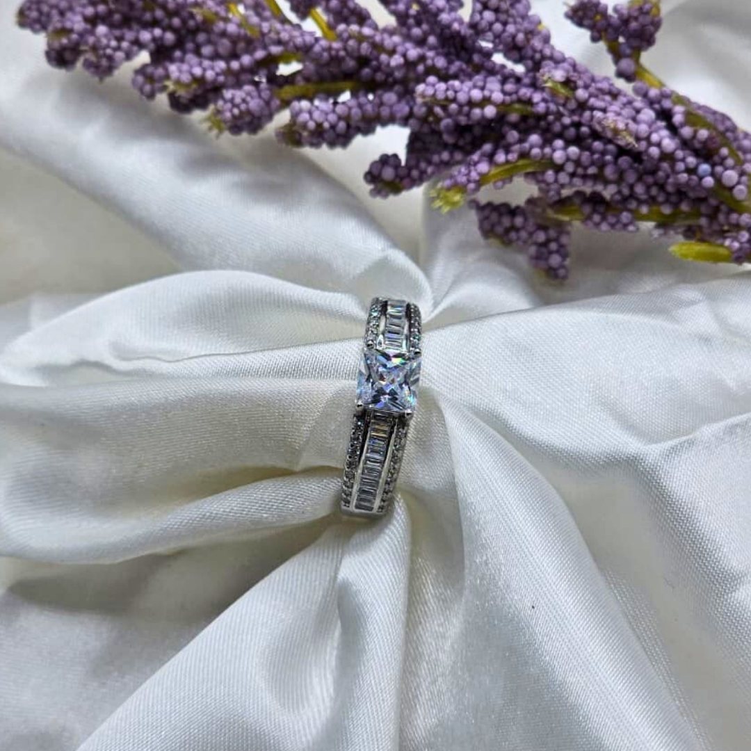 Italian Silver Adjustable Ring – 925 Sterling Silver with White Zircons