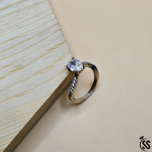 Italian Silver Glamour: Diamond Style
