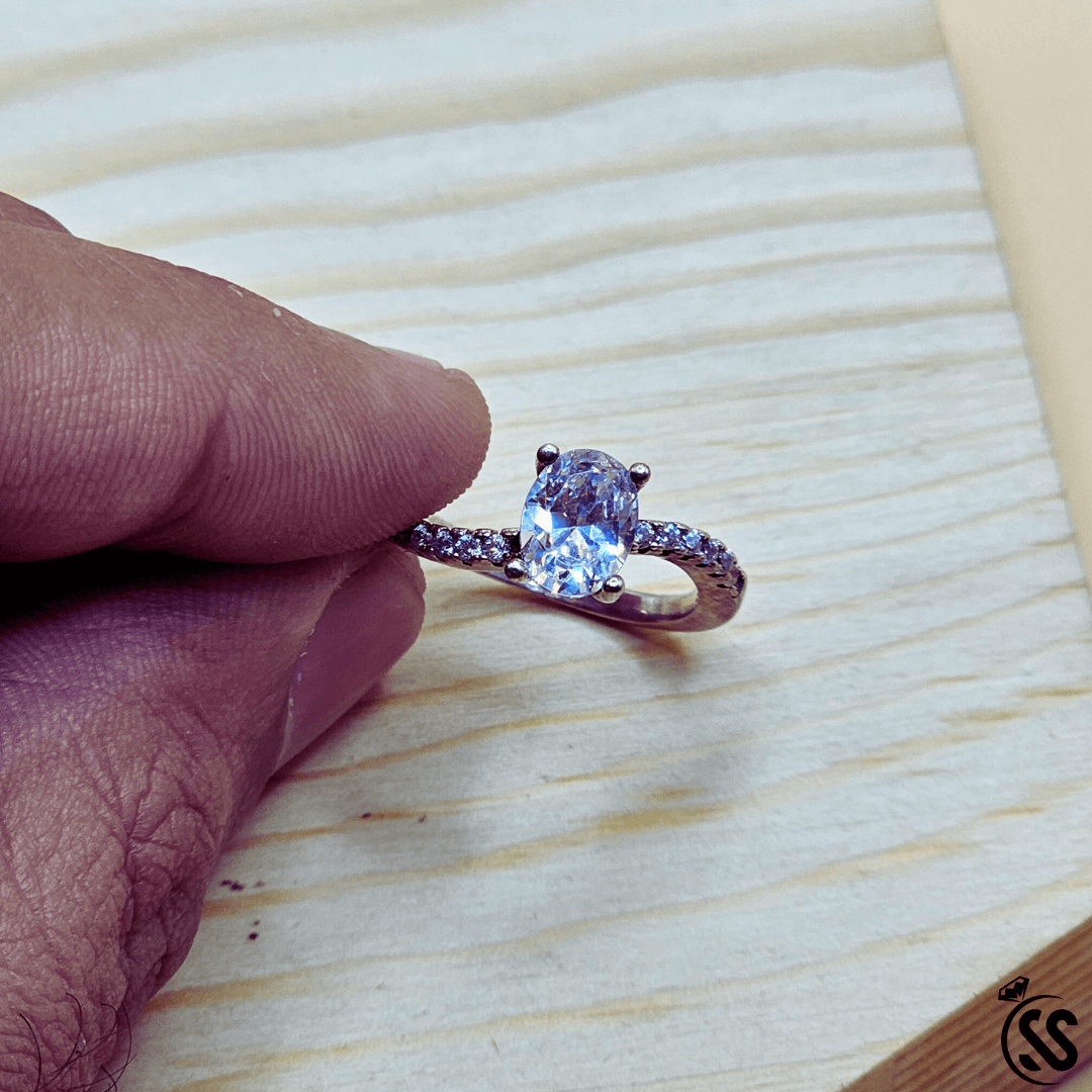 Italian Silver Glamour: Diamond Style