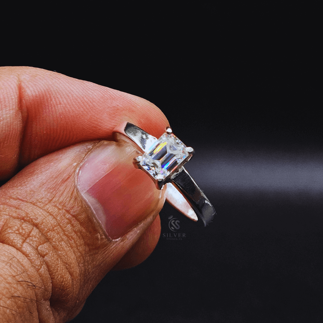 Ladies 1 Carat Moissanite Diamond Ring in Silver