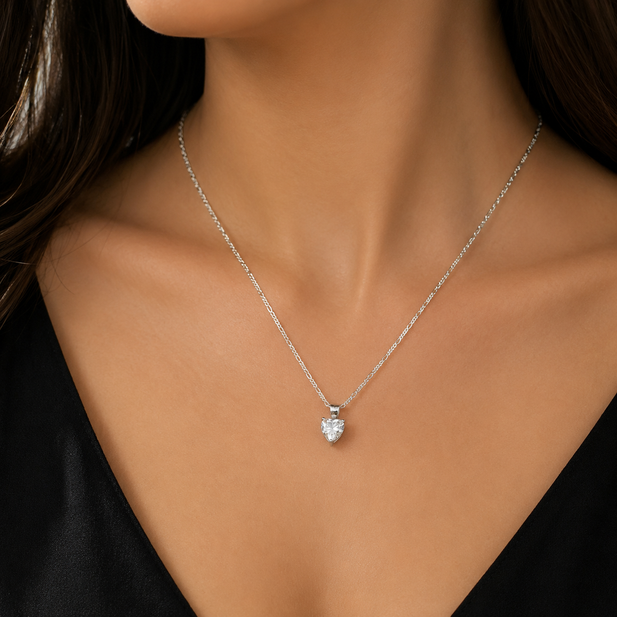 Luxury Heart Shape Moissanite Diamond Pendant with 1mm Italian Figaro Chain
