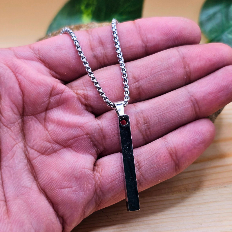 Stainless Steel Gents Pendant with Chain – Stylish & Durable