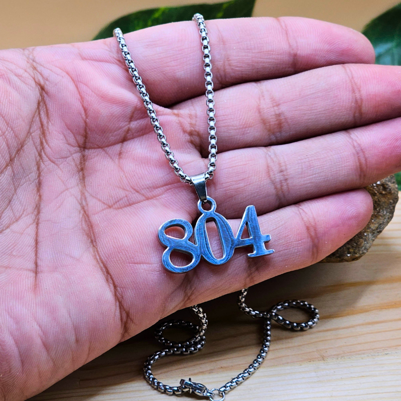 Stainless Steel Gents Pendant with Chain – Stylish & Durable