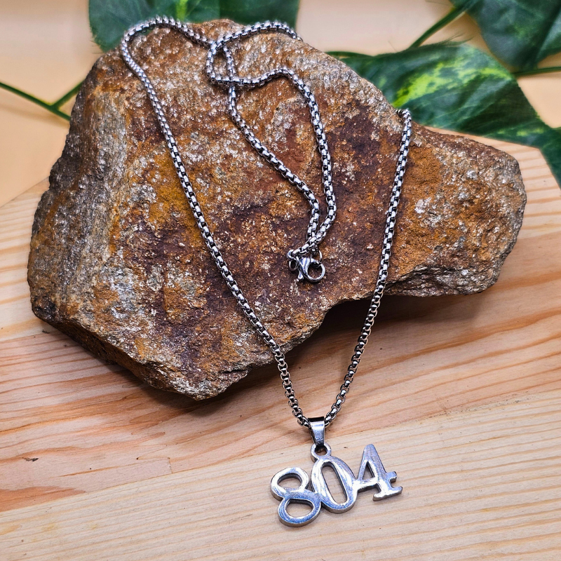 Stainless Steel Gents Pendant with Chain – Stylish & Durable