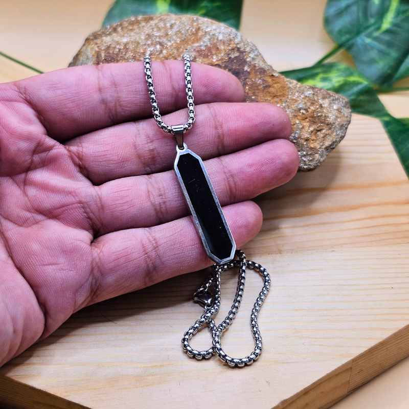 Stainless Steel Gents Pendant with Chain – Stylish & Durable