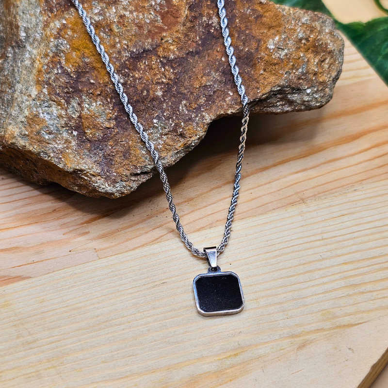 Stainless Steel Gents Pendant with Chain – Stylish & Durable