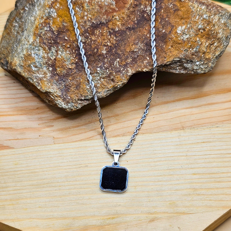 Stainless Steel Gents Pendant with Chain – Stylish & Durable