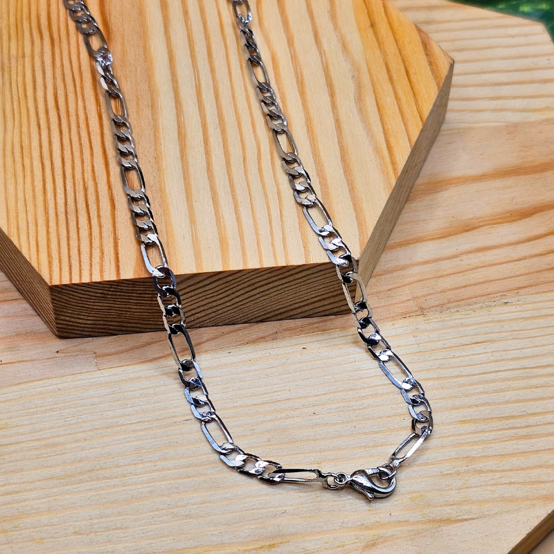 Stainless Steel Gents Figaro Chain – 4mm Width | 18 Inches