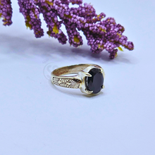Zircon Silver Ladies Ring in Antique Style