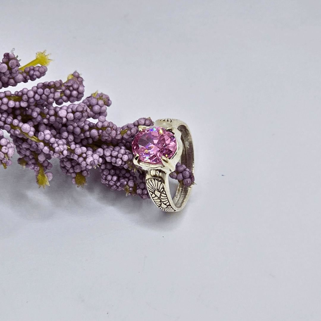 Zircon Silver Ladies Ring in Antique Style