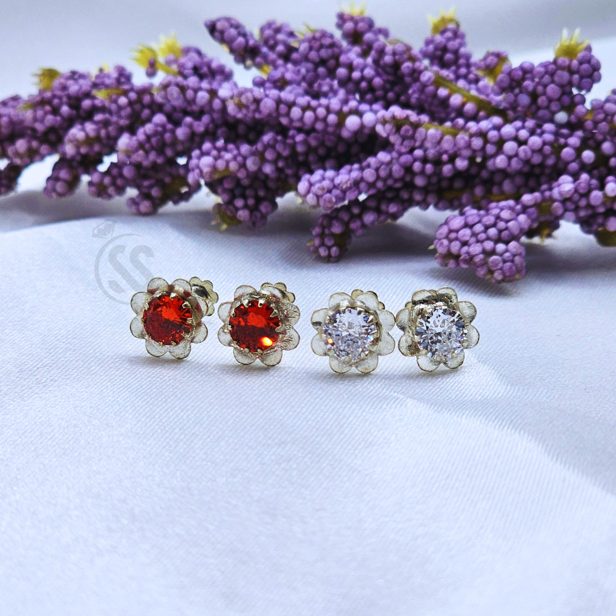 Zircon Silver (Chandi) Ear Pins (Tops) - SilverStones.Pk