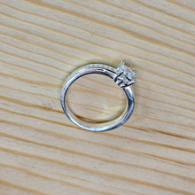 Italian Silver Glamour: Diamond Style