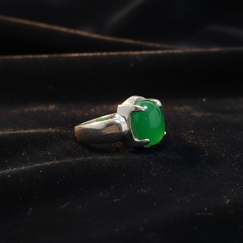 Real green Aqeeq stone Yemeni silver ring for men — elegant simple design