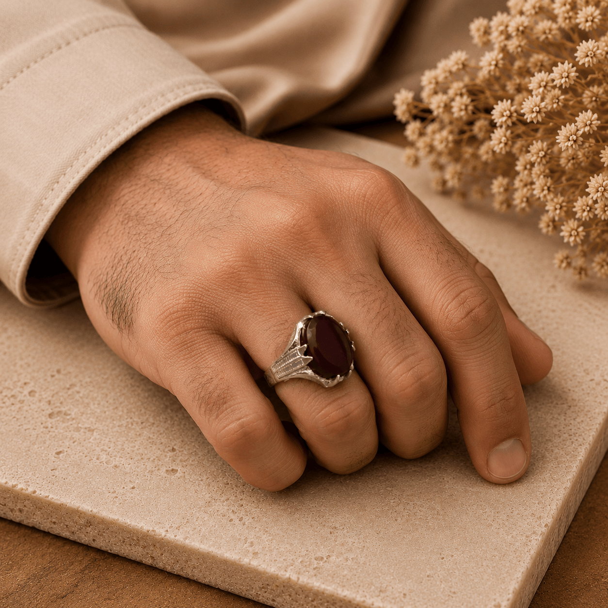 Stylish gents pure silver ring with dark brown Aqeeq stone