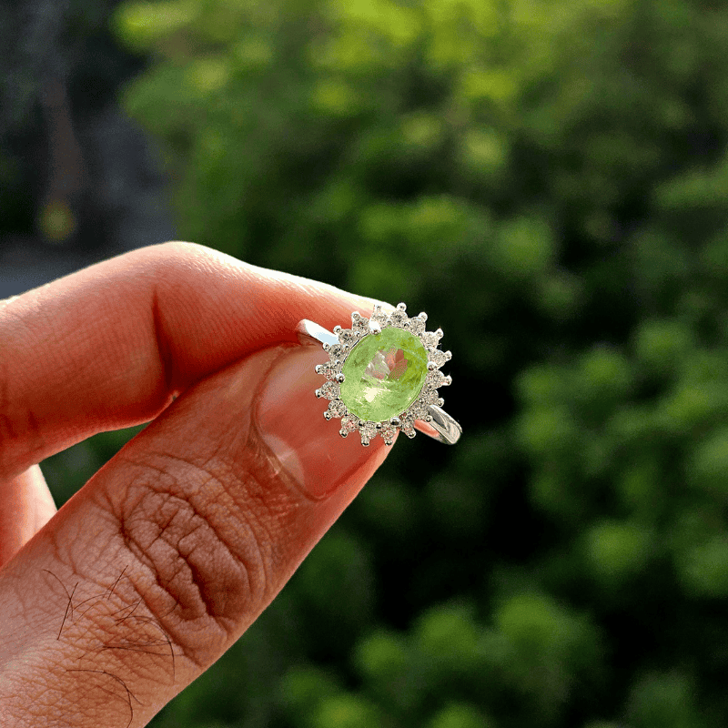 925 Italian Silver Ring with real Peridot Stone