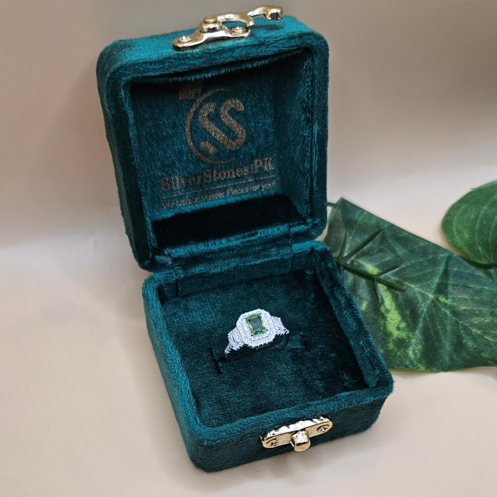 Italian 925 Silver Ladies Ring with Elegant Design