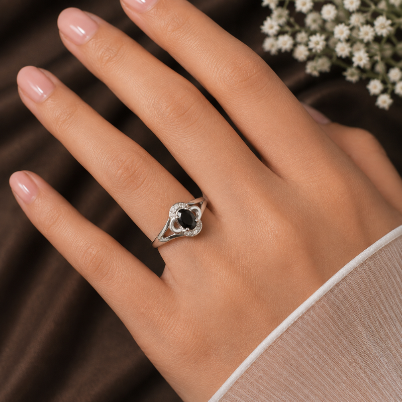 925 Sterling Silver Ladies Ring with Black Zircon Stones – Elegant Women's Ring