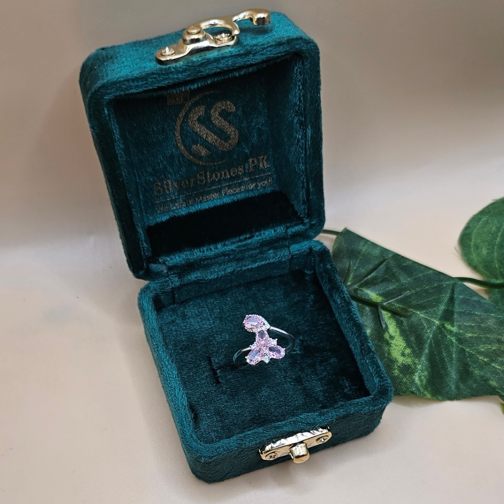 Zircon Sparkle: Italian 925 Silver Ring