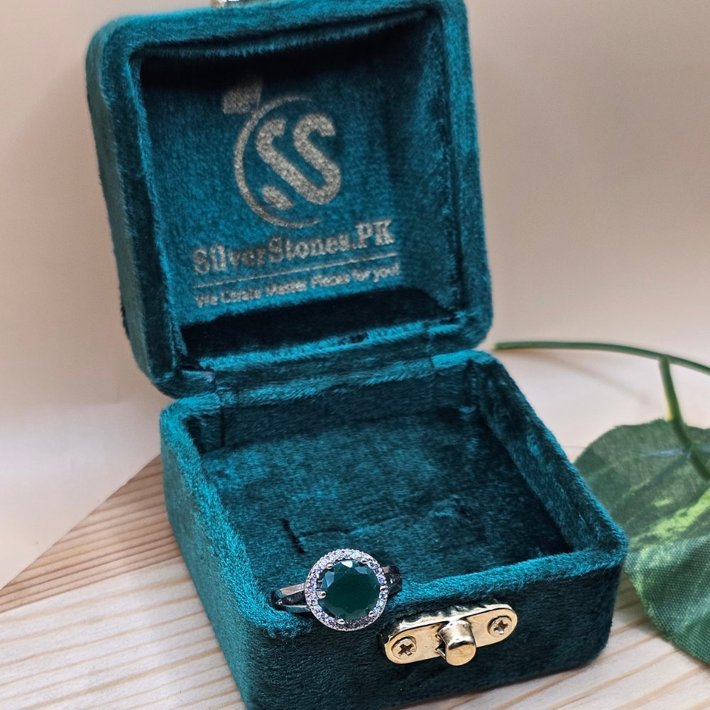 Designer Ladies Rings with Long-Lasting Shine