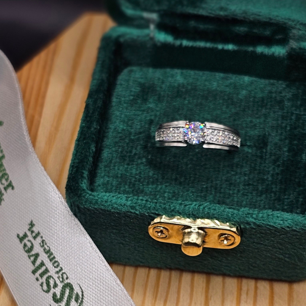 0.5 Carat Moissanite Diamond italian silver Ring