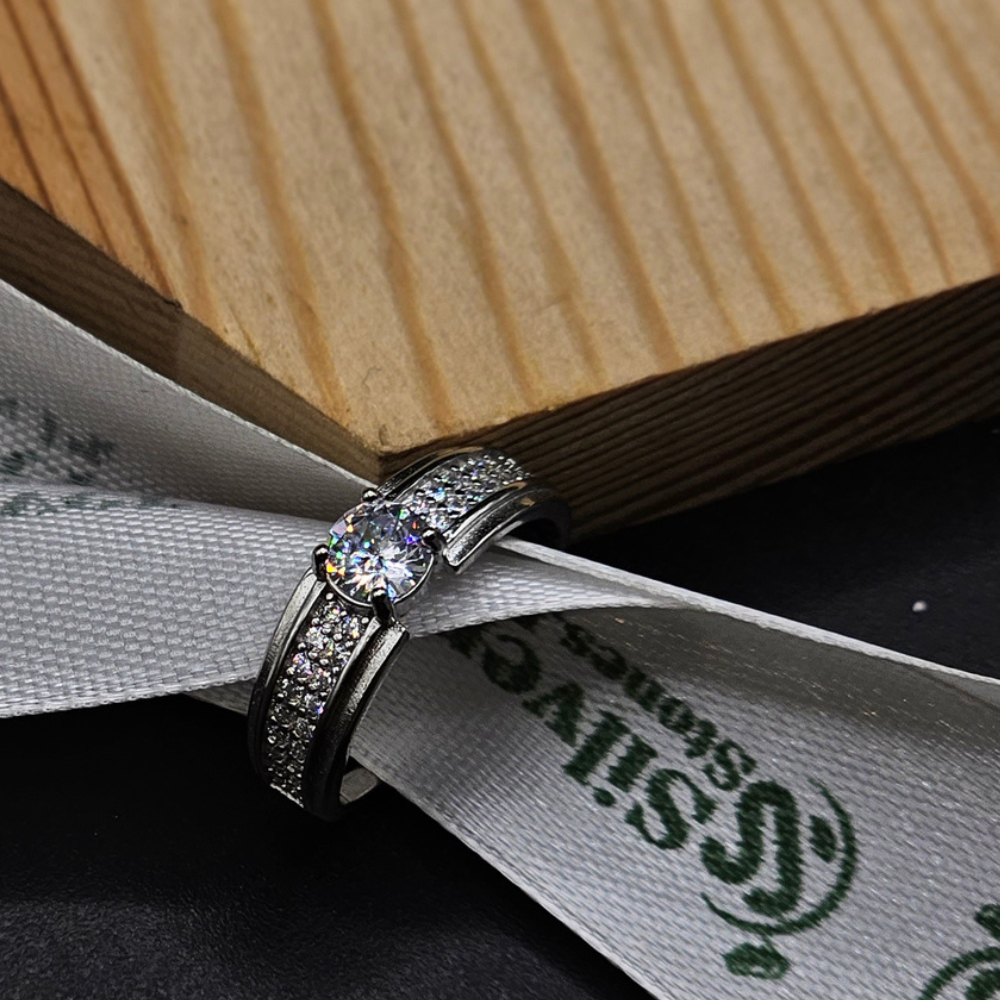 0.5 Carat Moissanite Diamond italian silver Ring