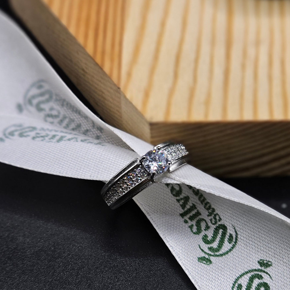 0.5 Carat Moissanite Diamond italian silver Ring