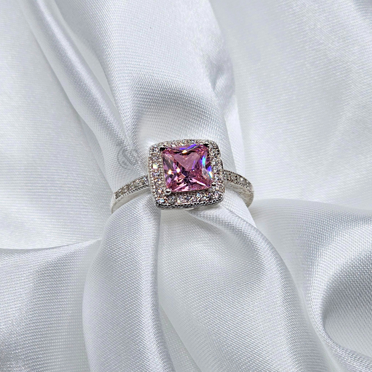 Zircon Sparkle: Italian 925 Silver Ring - SilverStones.Pk