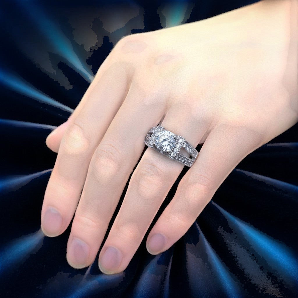925 Italian Silver Ladies Ring with Zircons