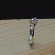 Ladies 1 Carat Moissanite Diamond Ring in Silver