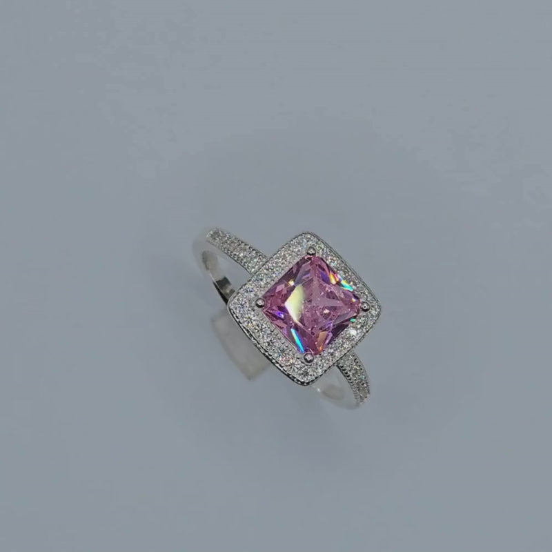 Zircon Sparkle: Italian 925 Silver Ring