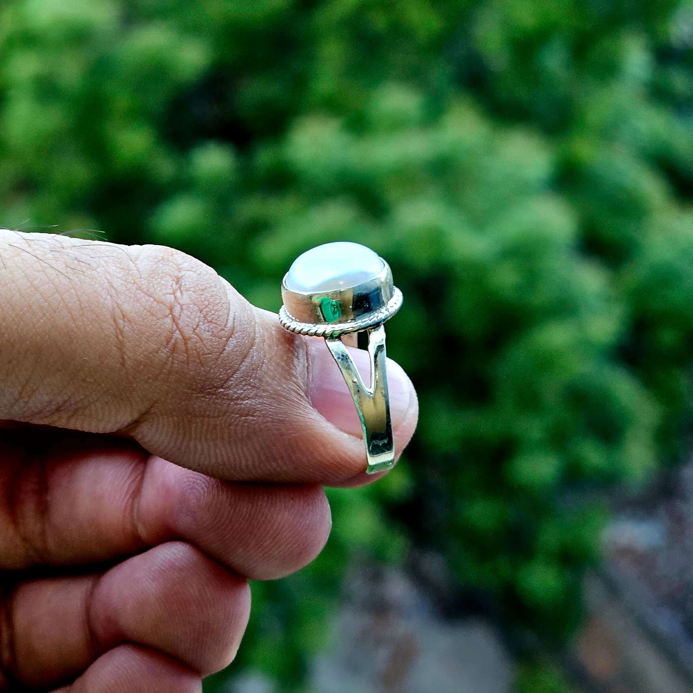 Real Pearl Stone Silver Ladies Ring