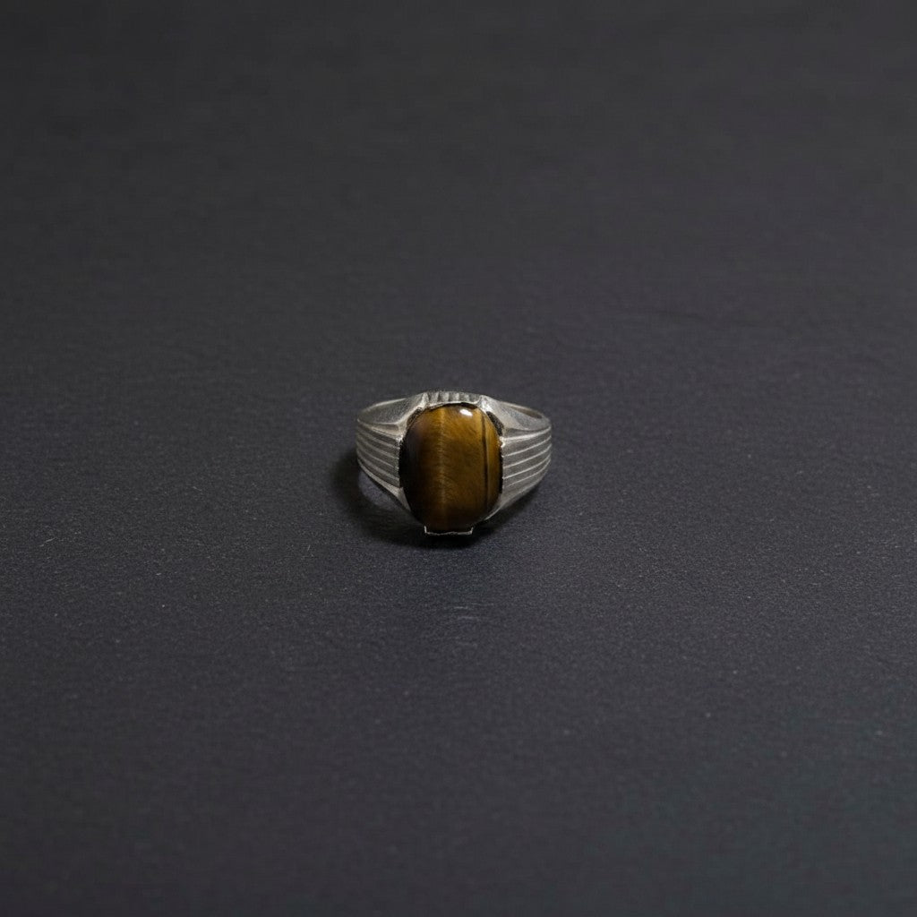SilverStones.Pk men's sterling silver ring with oval tiger's eye gemstone and textured band.